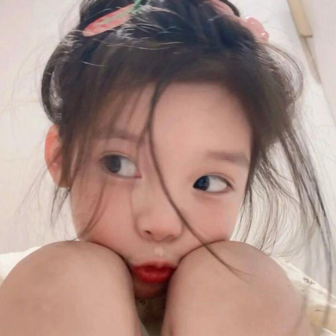 咩咩.