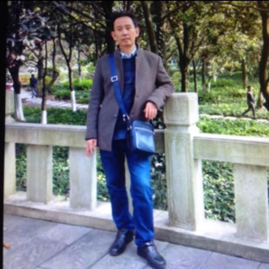 歌手飞翔（勇敢前行）