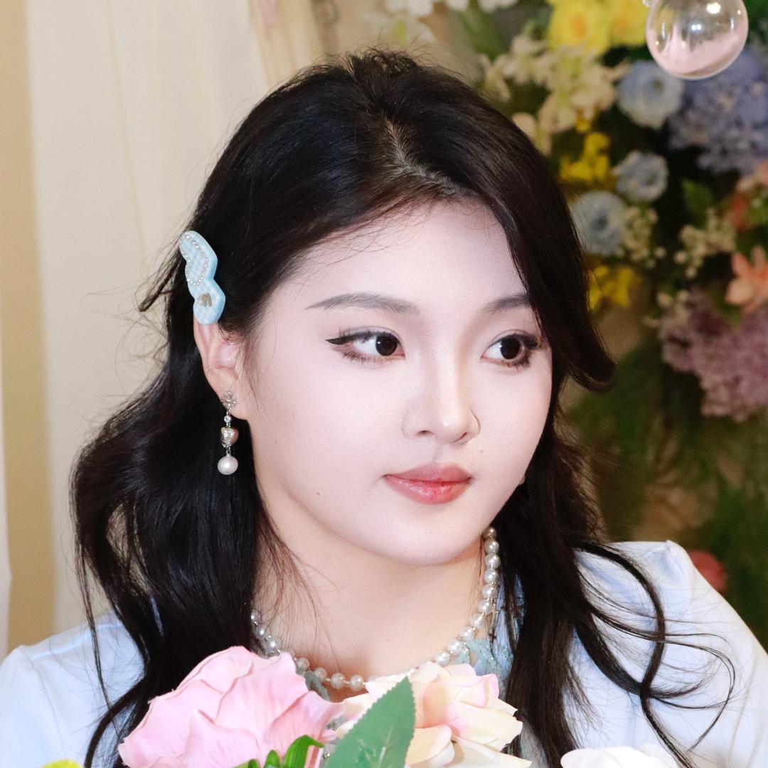 放屁如同风铃般优雅的女子