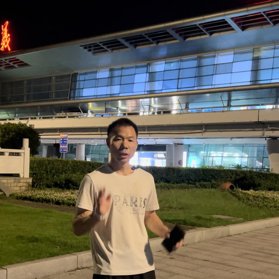 义乌老米玩具配货基地