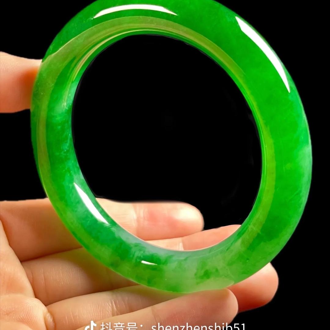 缅甸手镯宇轩珠宝行