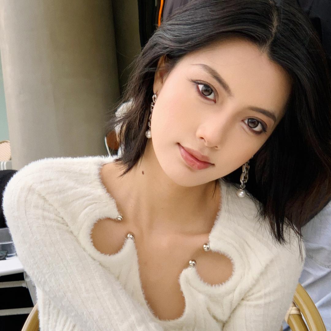 江弥亚（周更）