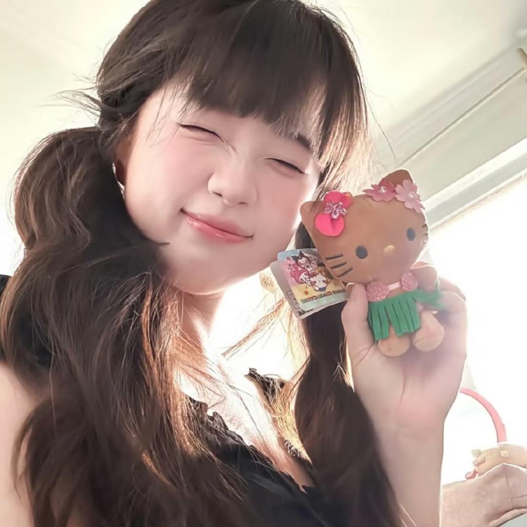 小鱼i发呆