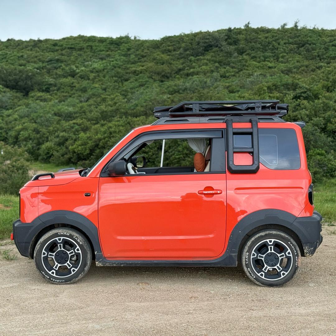 开吉利熊猫的mini骑士