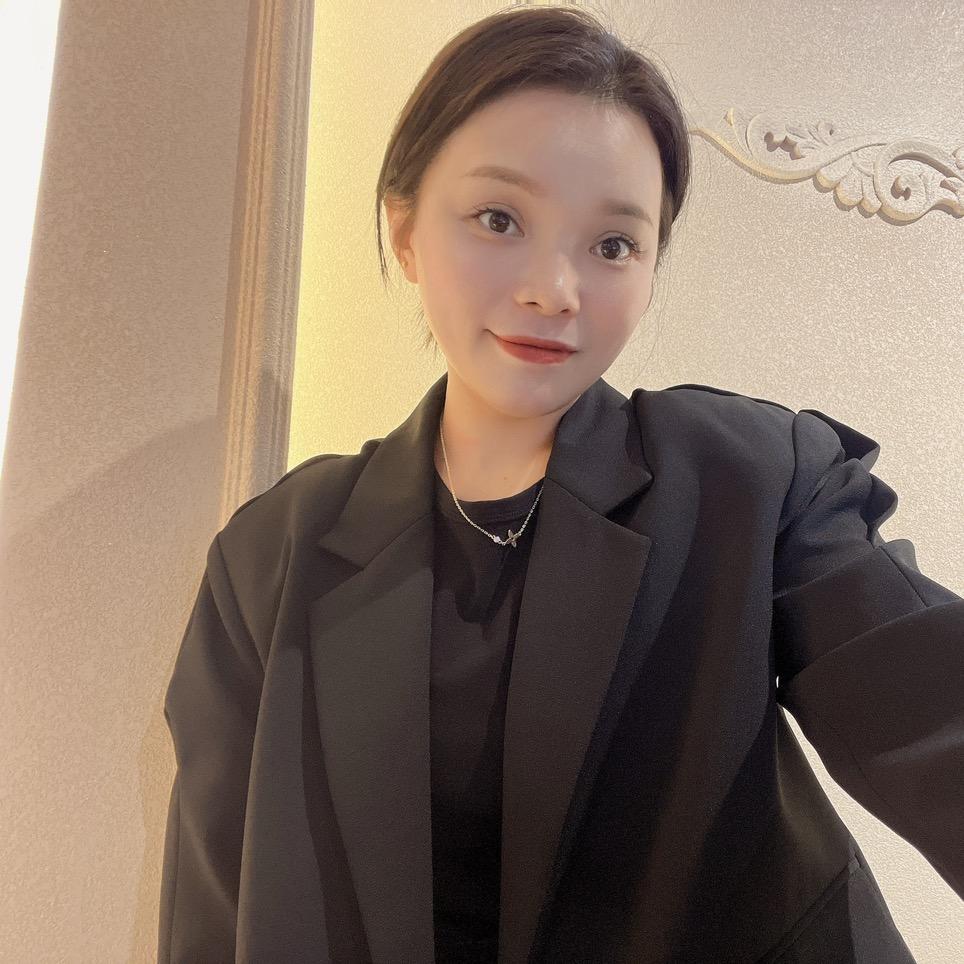 潘香香、