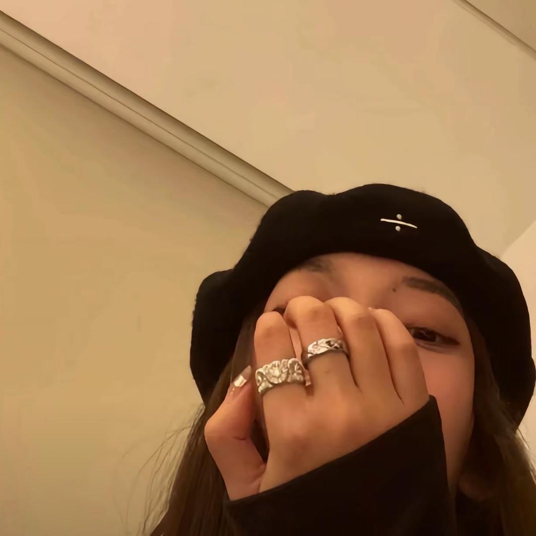 珠       .