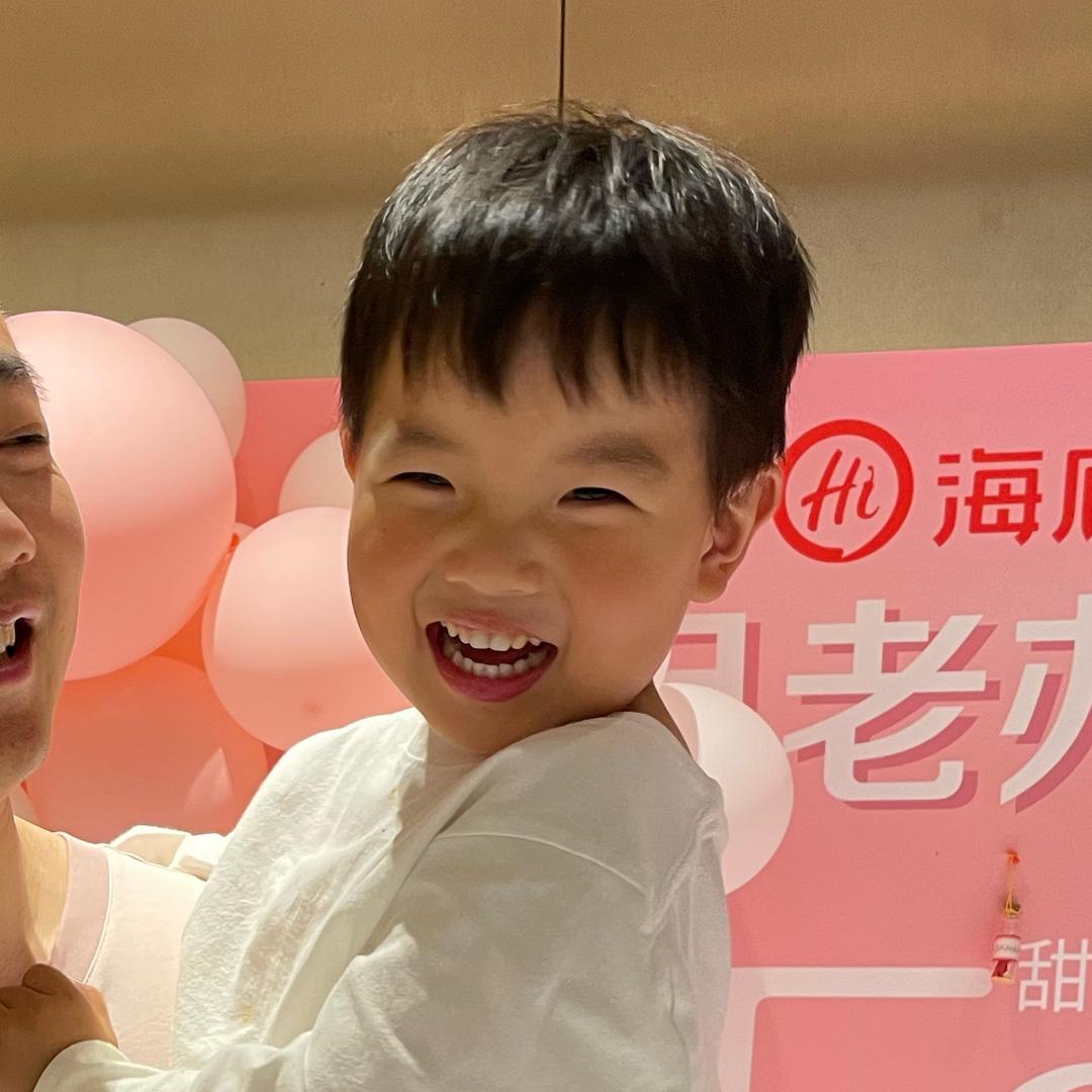 是积极向上的Lucas 呀