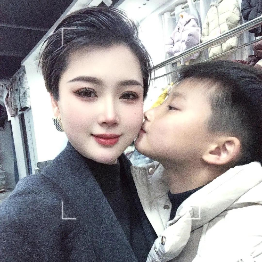 爱宝贝童装