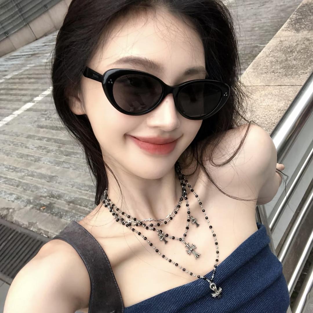 王璟存眼镜铺