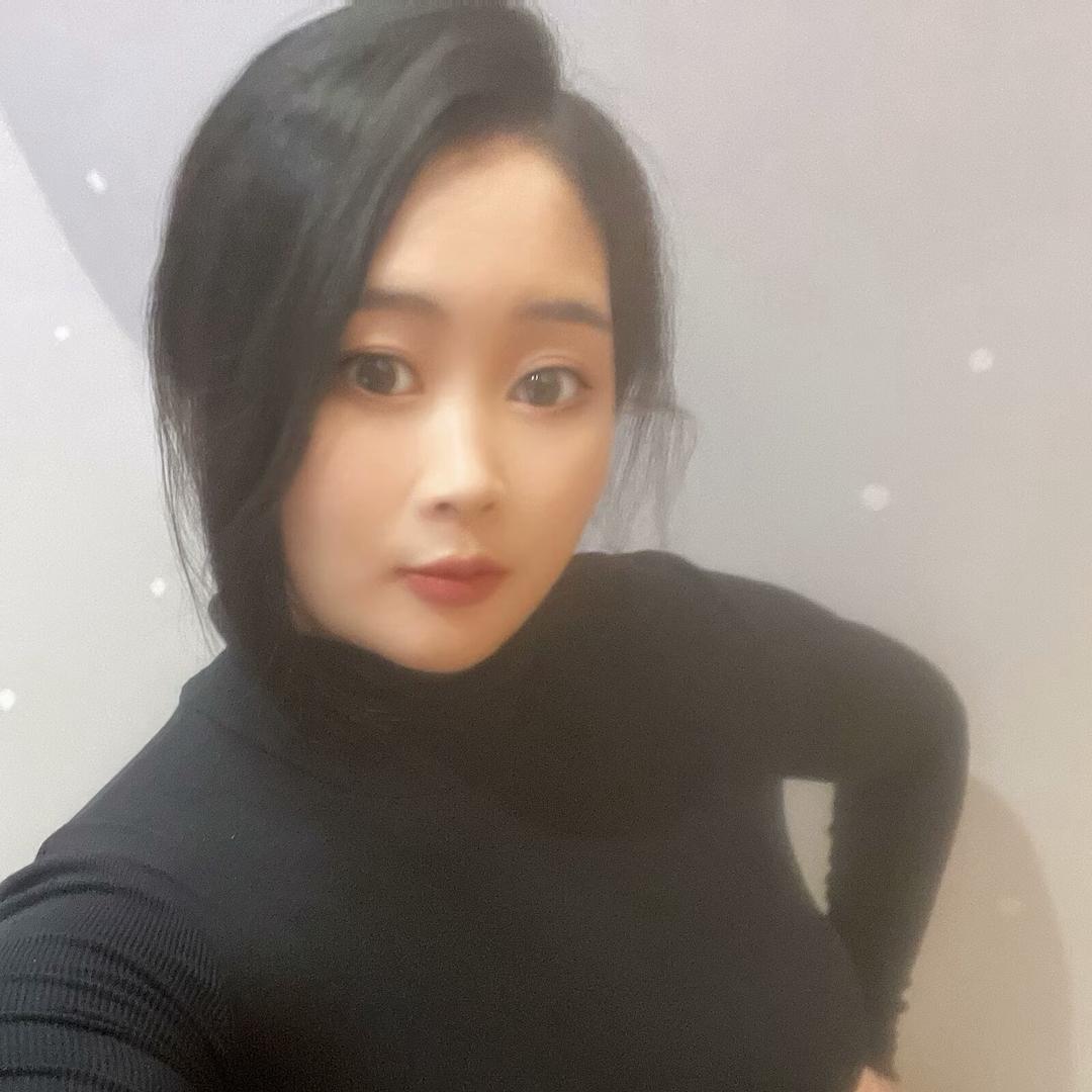 秦秦