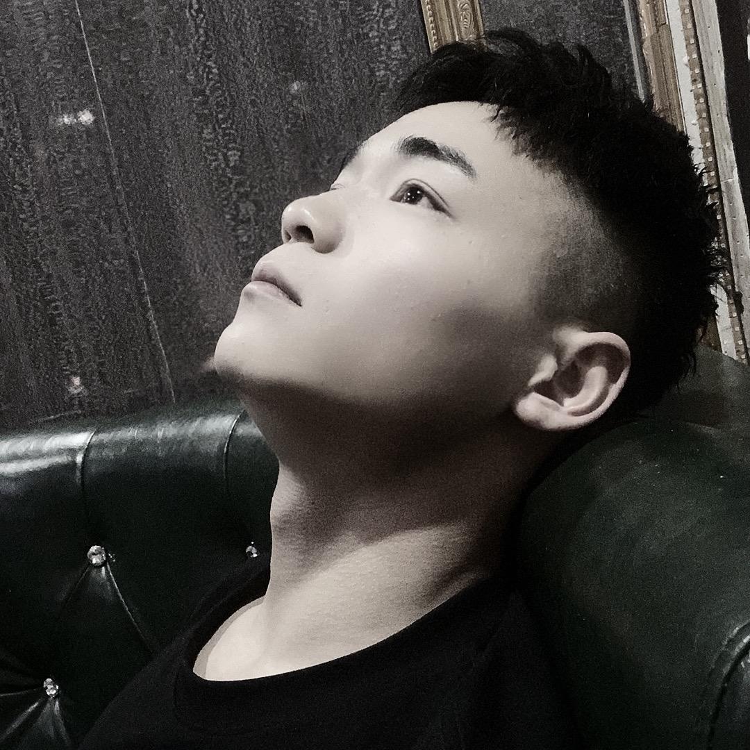 李宁