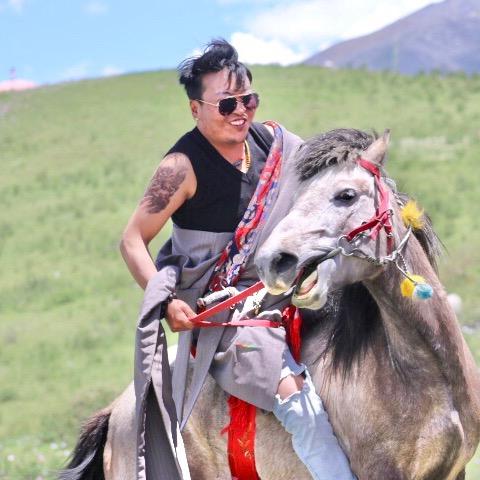 草原男儿