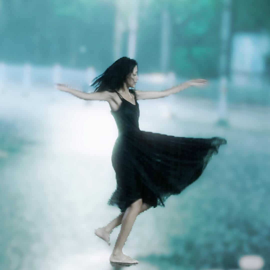 雨翩翩