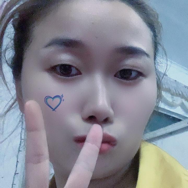 漫画中的菇凉