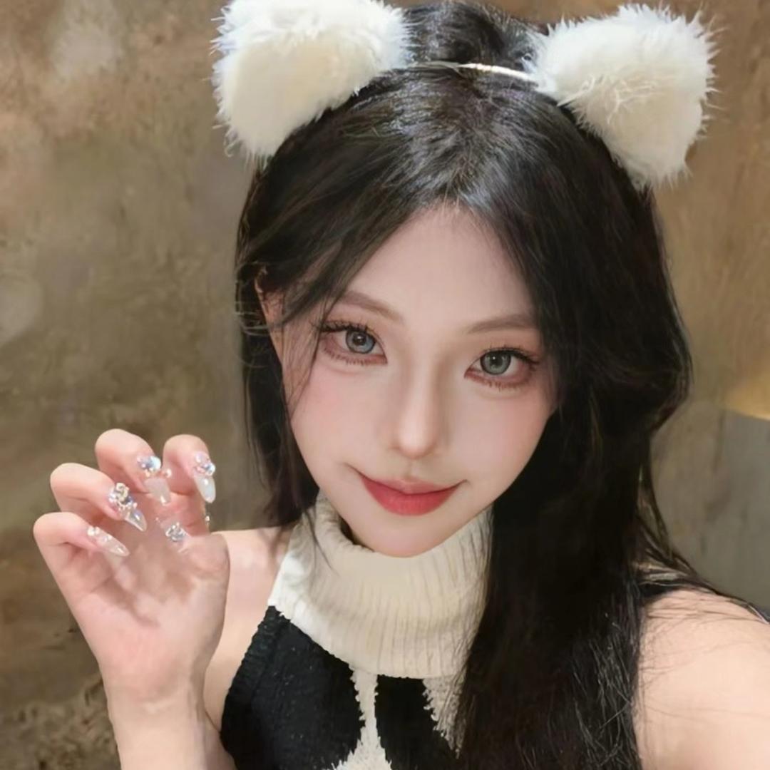小小瑜