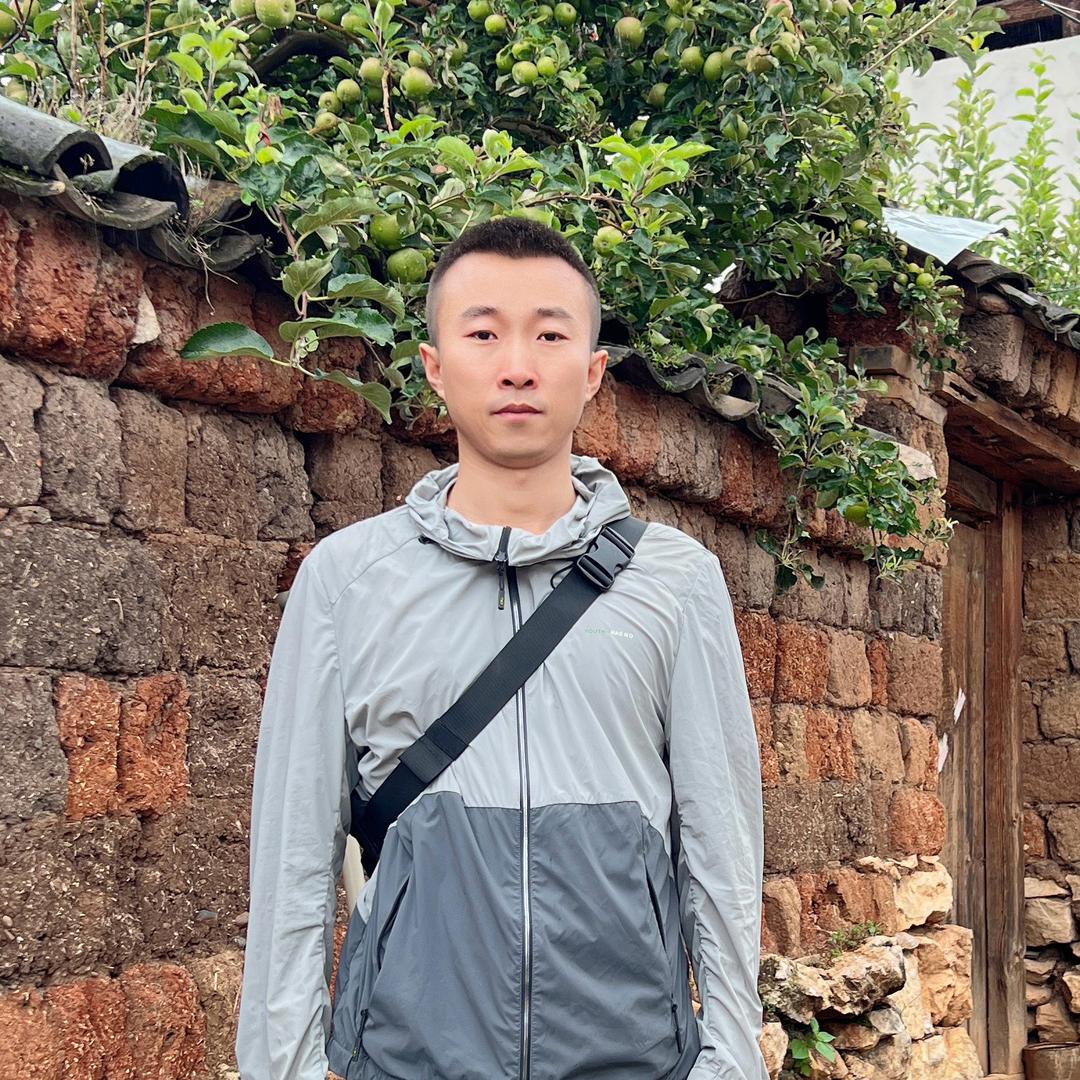 AA东东-铁头聊养鸡