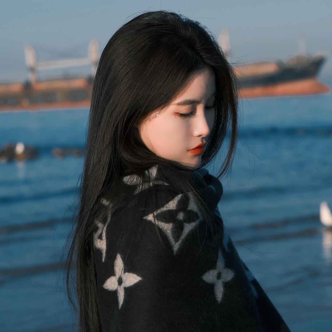 不许压我头发。