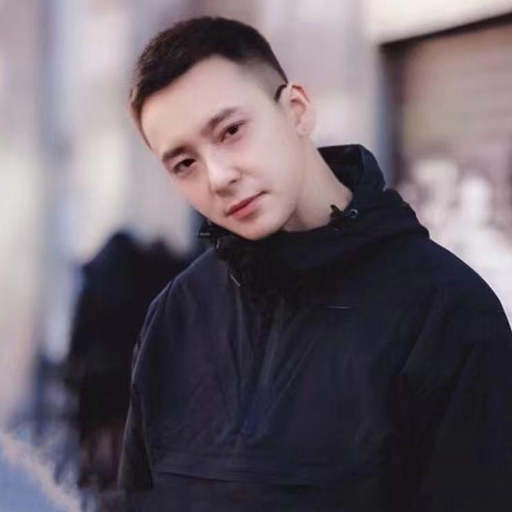 你好，我叫宁哥