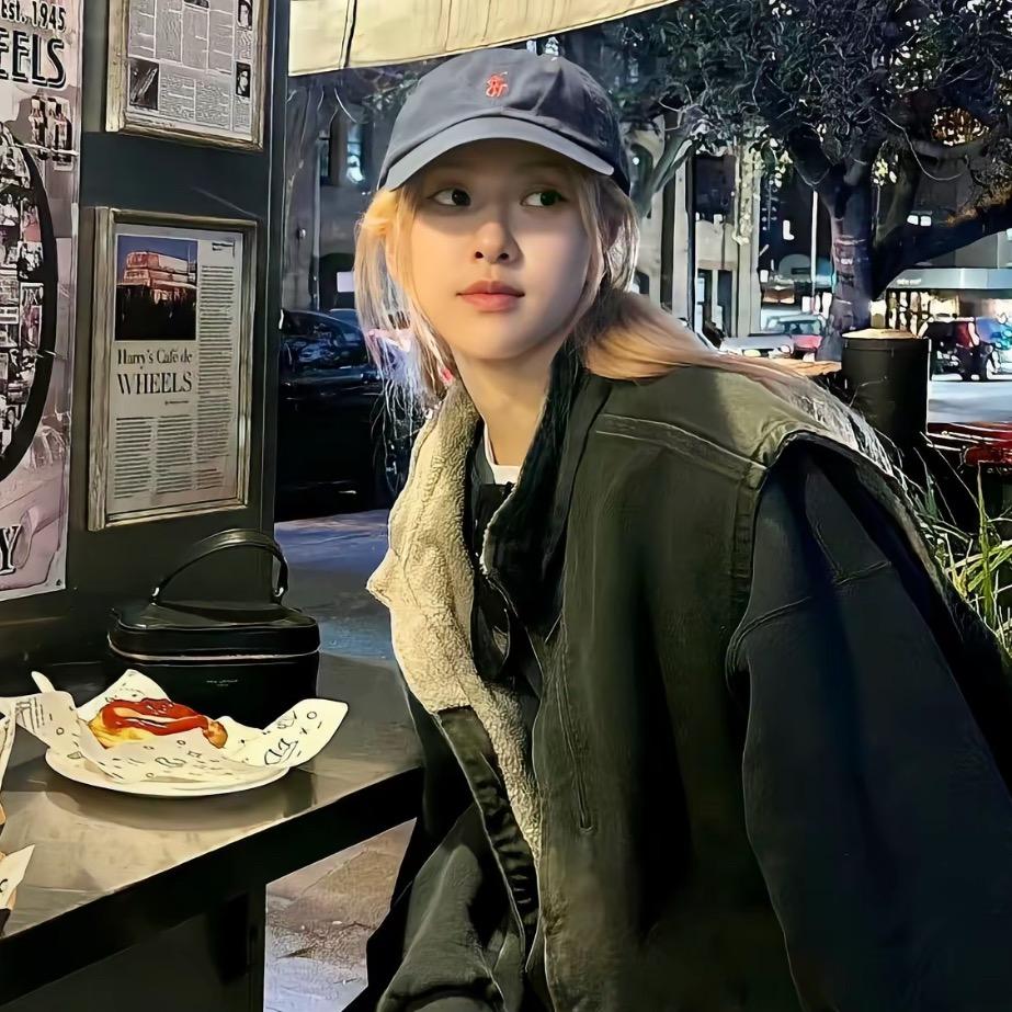 去峨眉山当唛喽Y