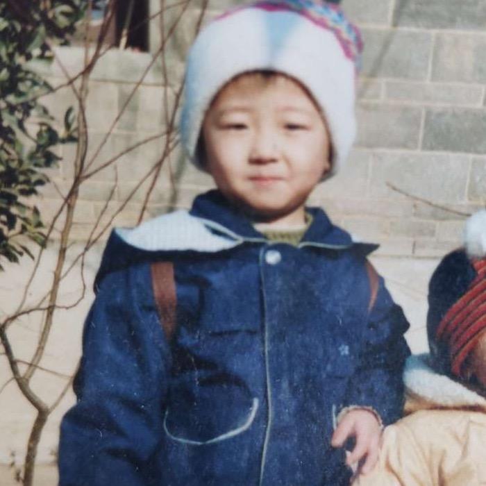 拉拉拉塞尔RUSSELL