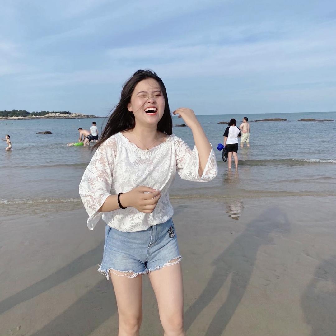 爱笑的文子