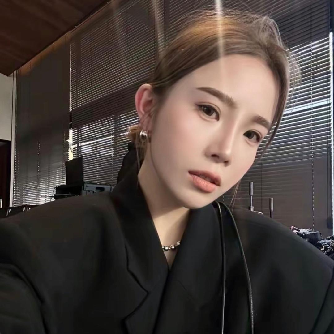 邱小小丽呀~精选穿搭