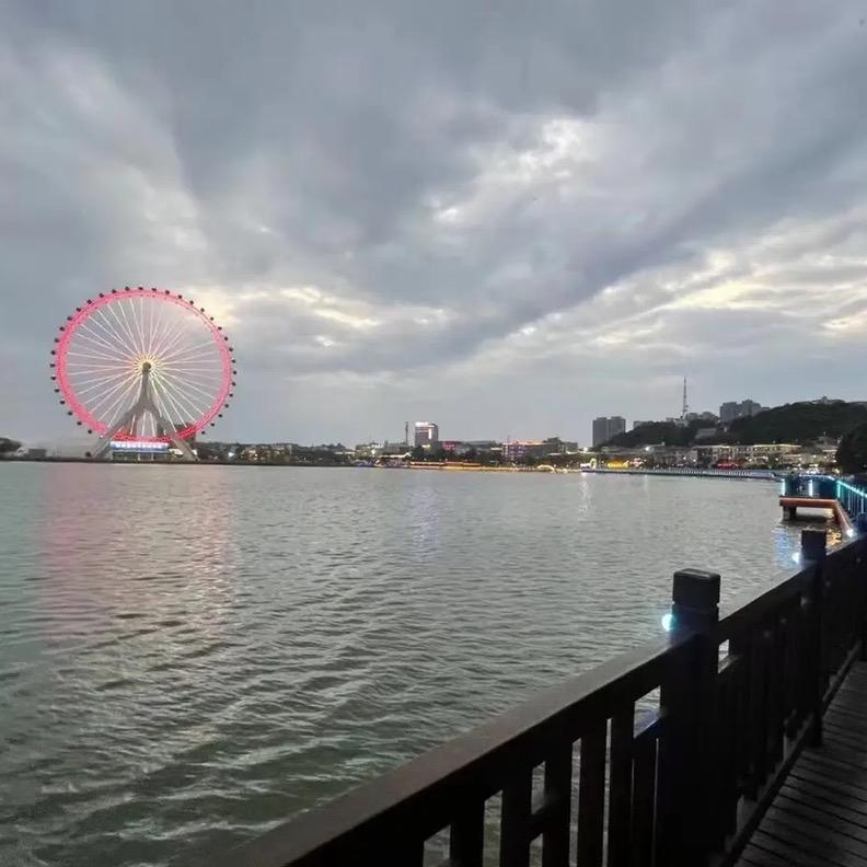 小城 大事