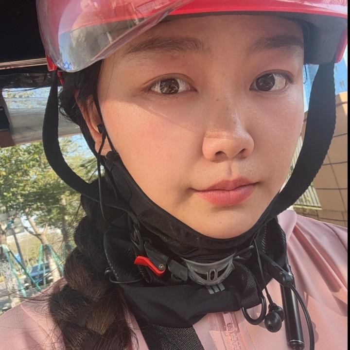 送外卖的美少女壮士✧ෆ🌸