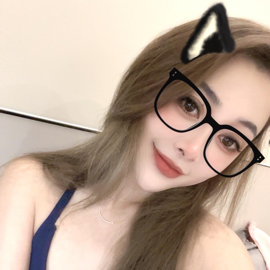 是小小呀