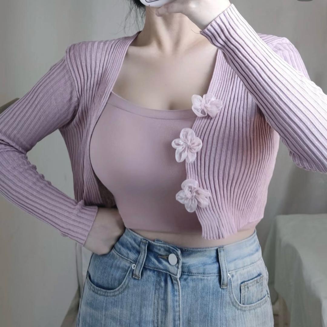 菳菳