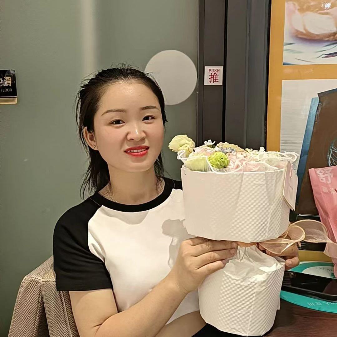 来宾啊愿同学。上宾房产选房师
