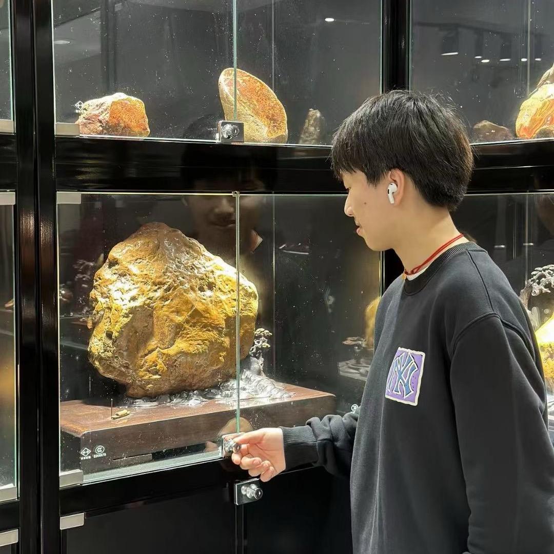 周倩婷