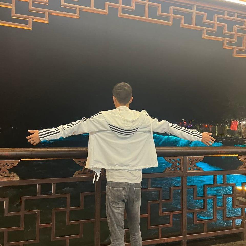 韩情脉脉