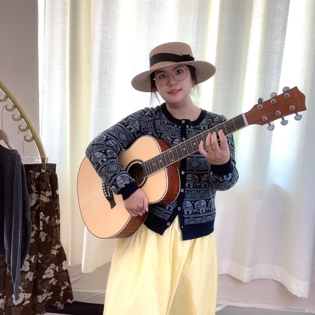 ＦＬＹＦＥＩ中高端品牌服饰