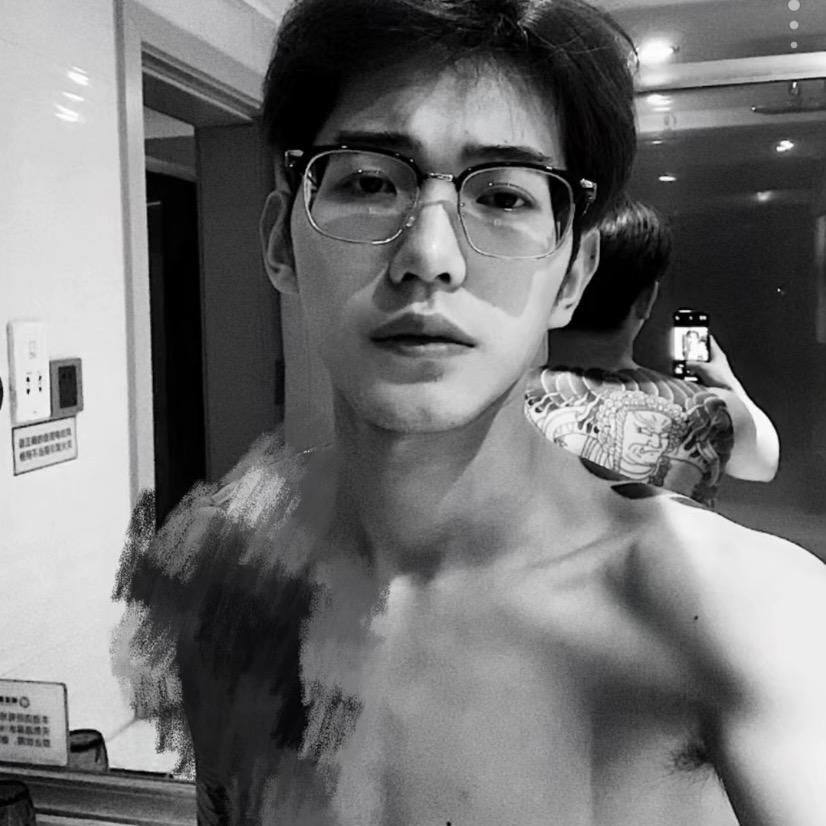 苏州纹身师—小刘