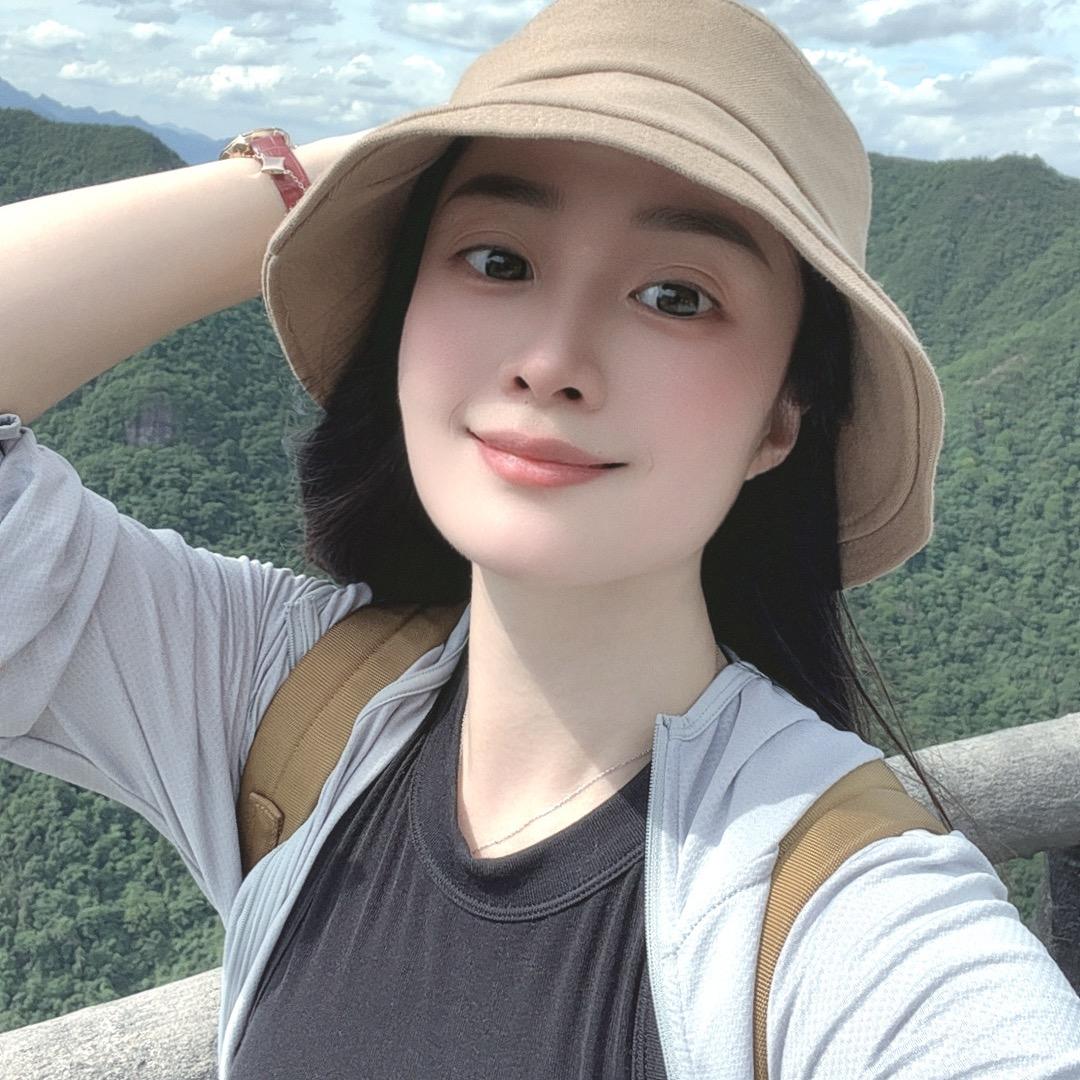 琳琳👑