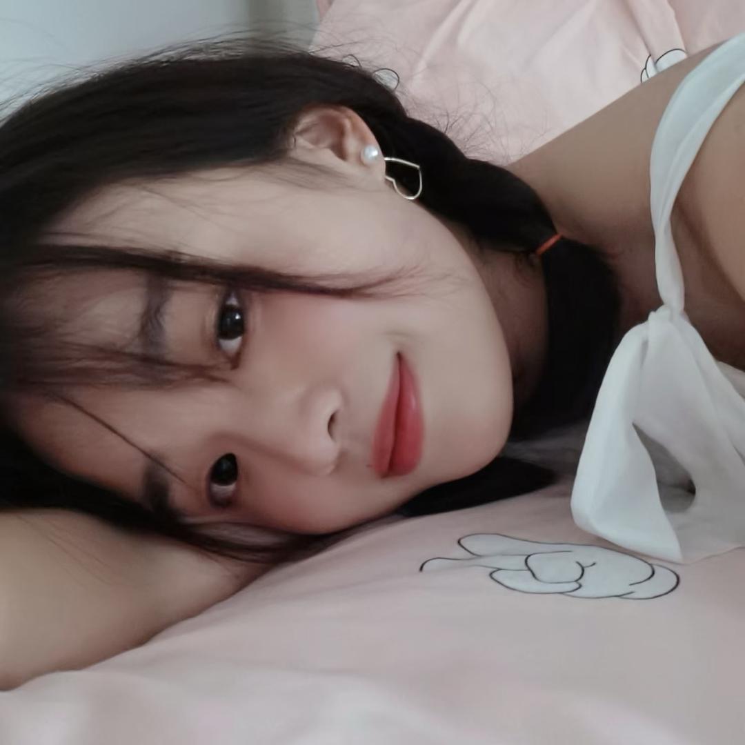 糯糯唧唧小甜甜