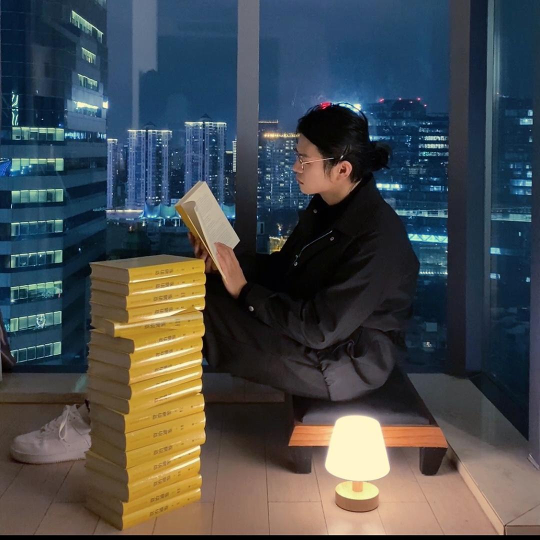 顾晟逸
