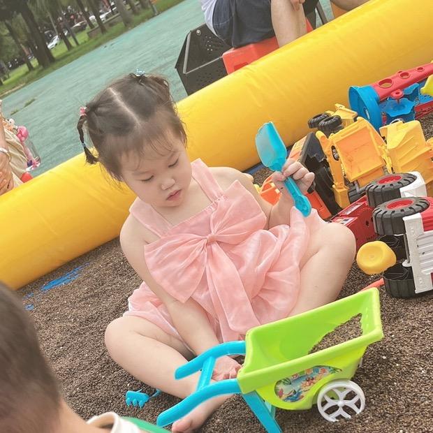 开心妮🥳