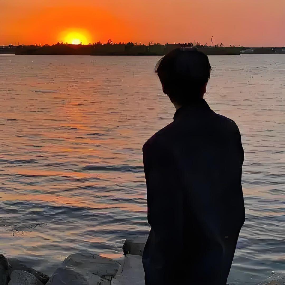 眼里只有星河。