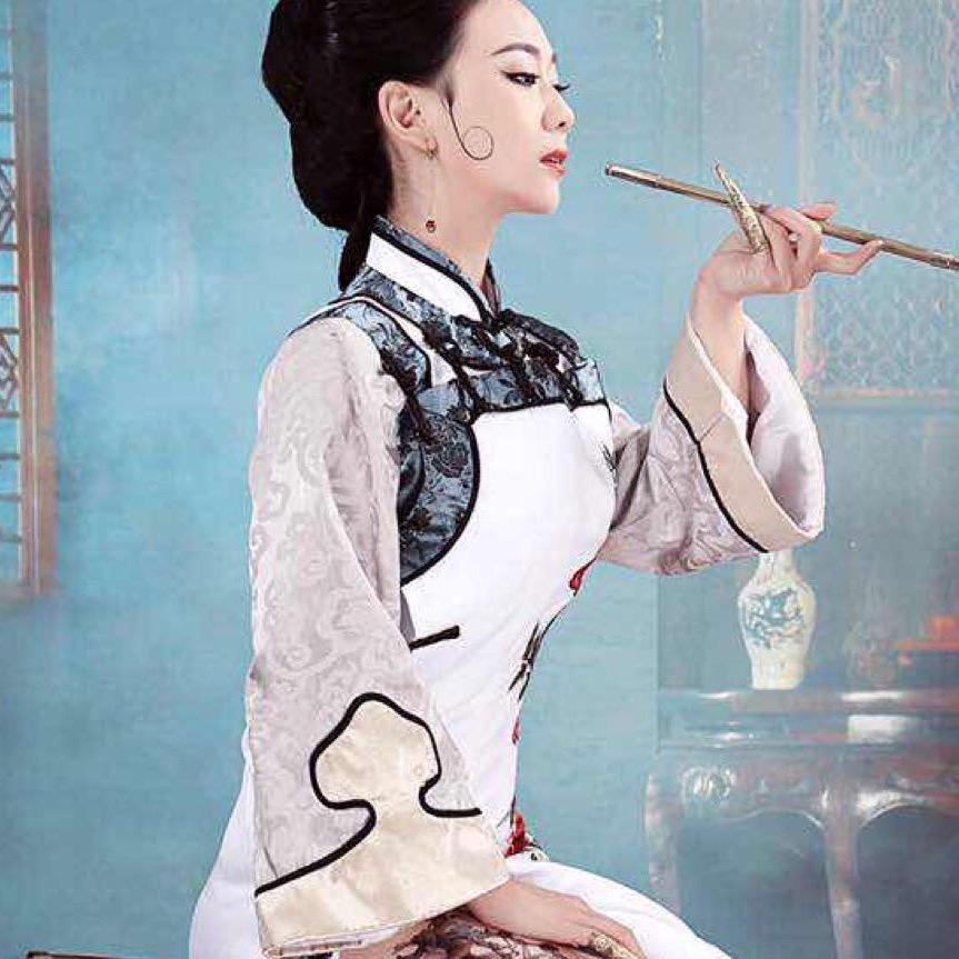 茉丽莎服饰商行