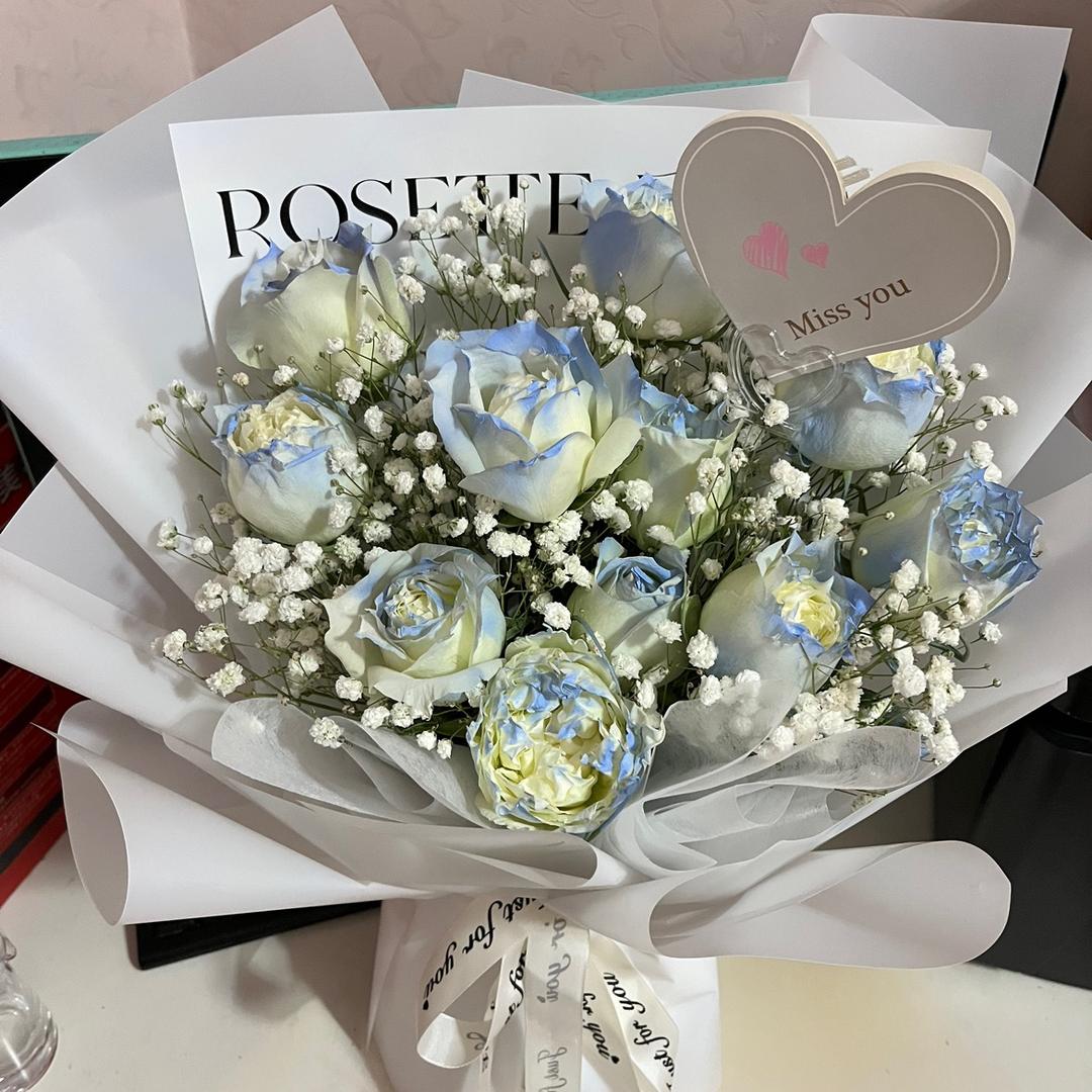 华丽港一楼品牌推荐官小娜