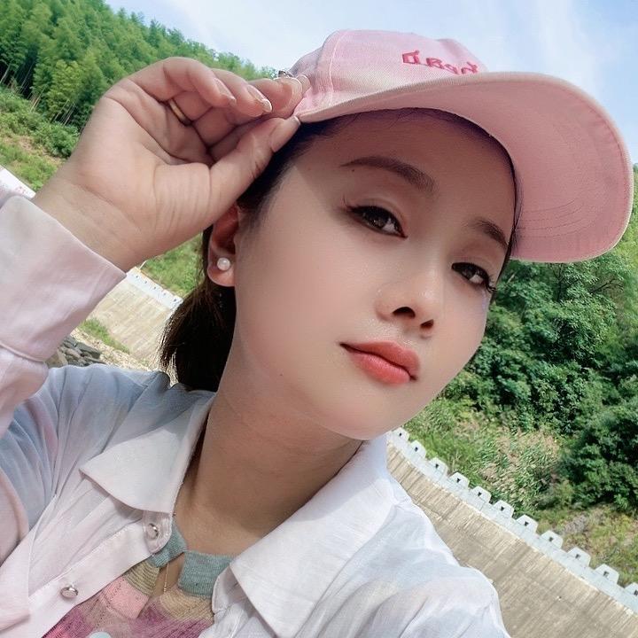 倩💕