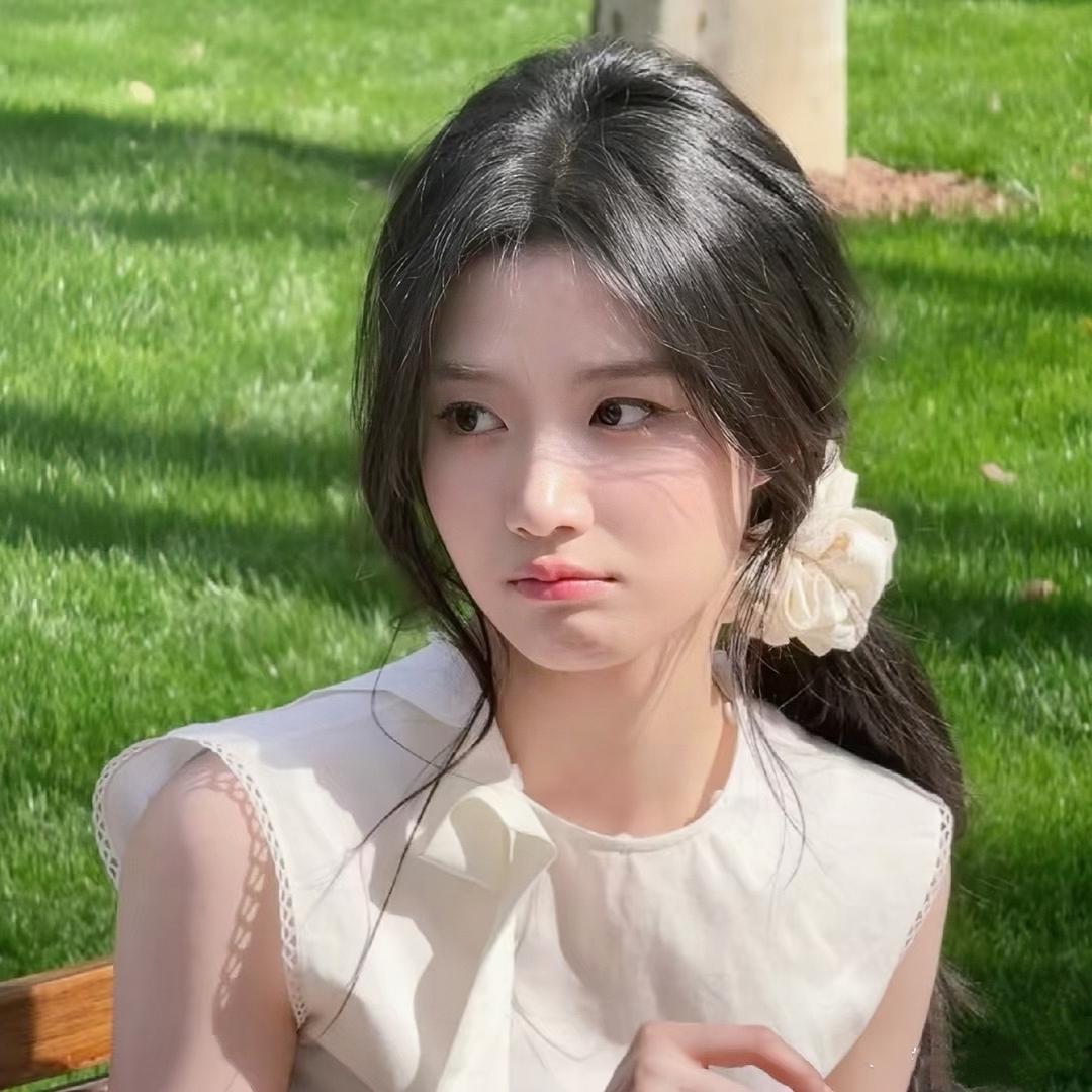 养朵芸☁️