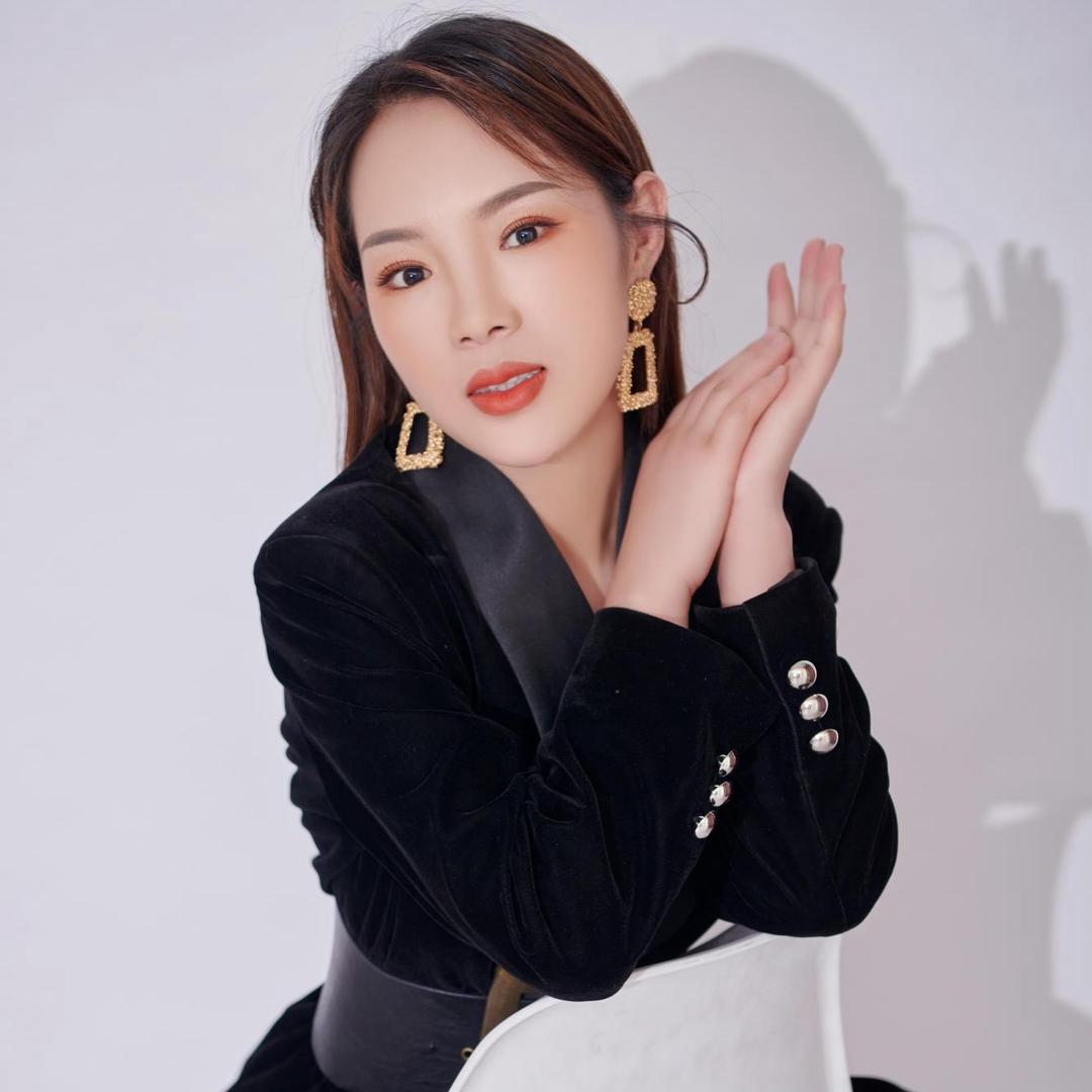 武都扎眉毛的花儿