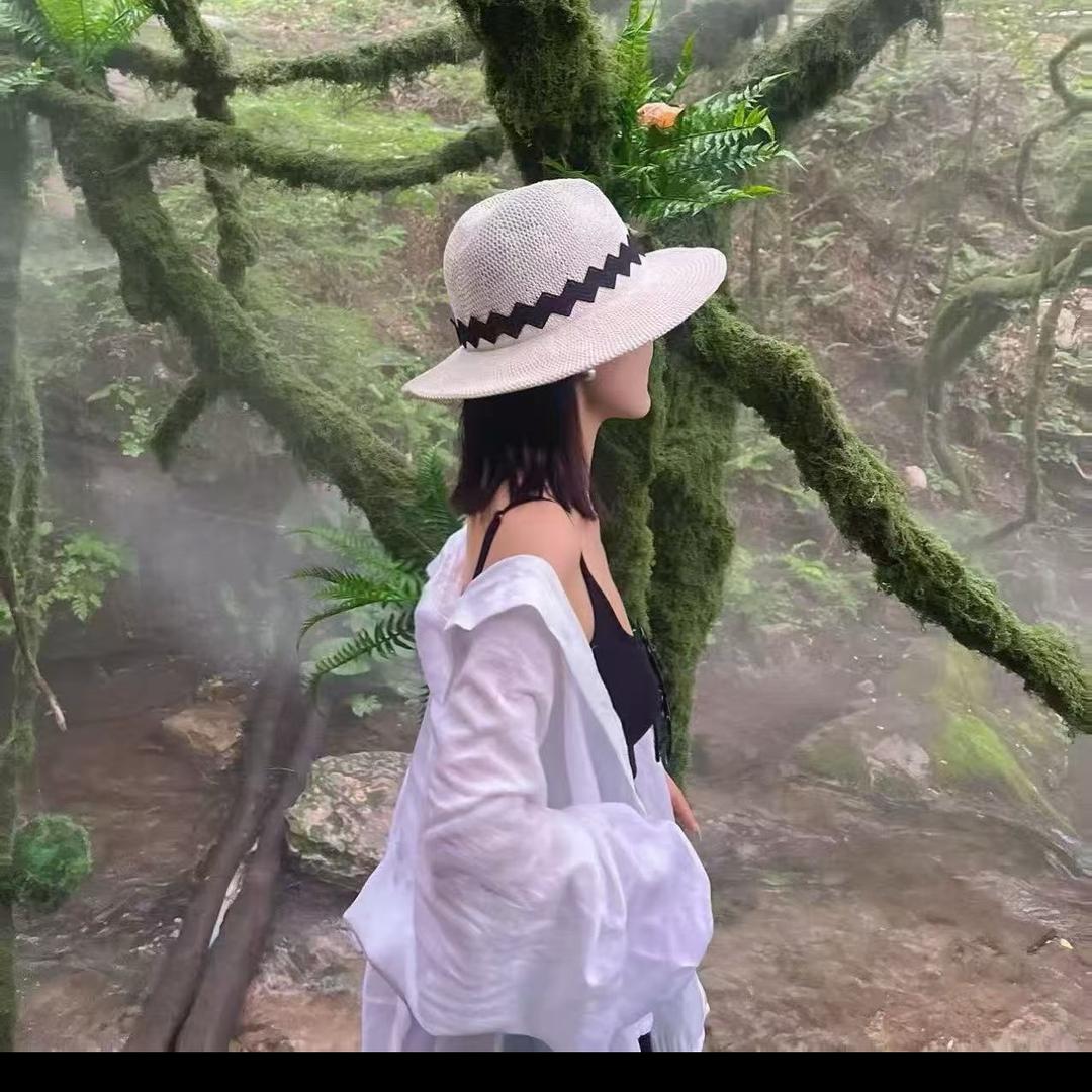 啵啵现煮奶茶    小吃街3排8号