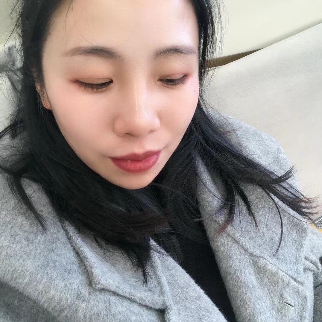 汉源：伊袖女装