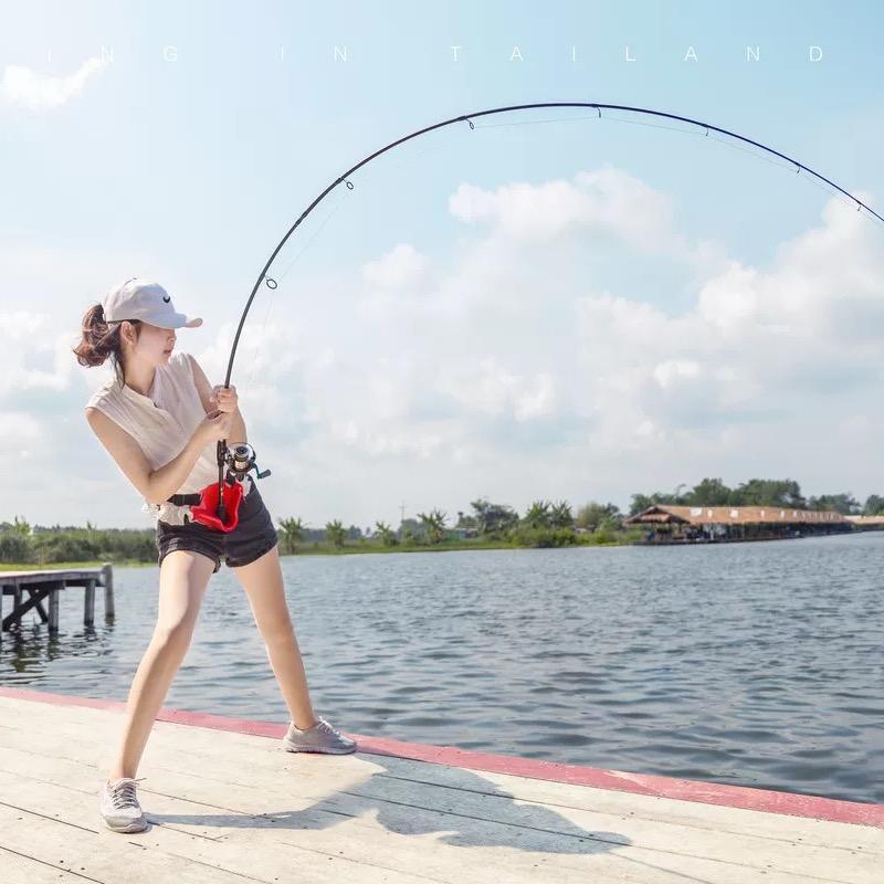 佳佳小表妹爱钓鱼🎣