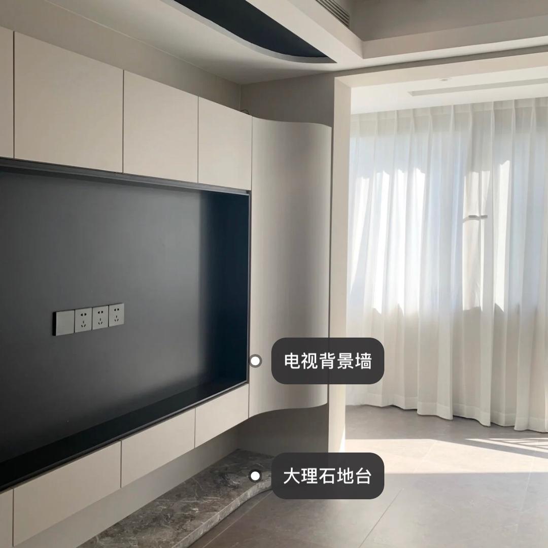 吉鹏飞