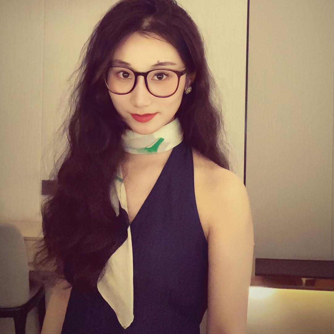 小小薇